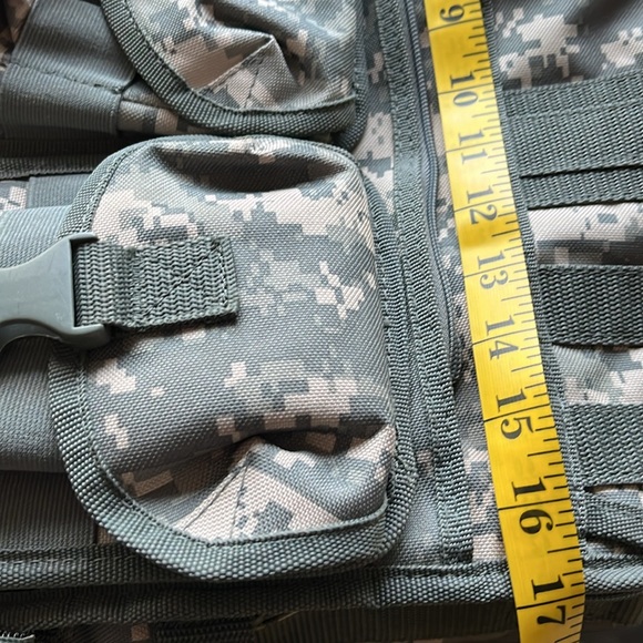 Military computer/travel bag - Picture 8 of 12